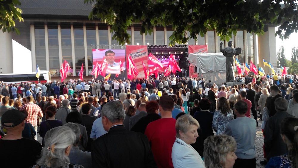 2014 05 02 Poroshenko v Uzhgorod3